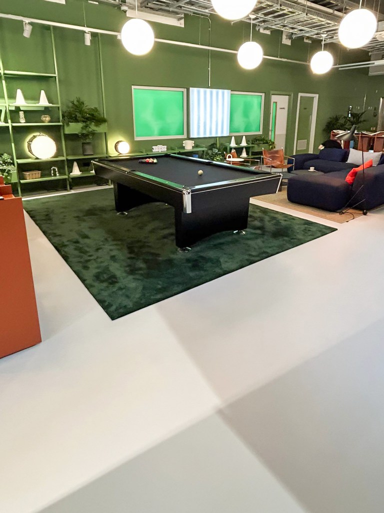 Resin floor alternative to vinyl flooring at The Social Hub, Glasgow